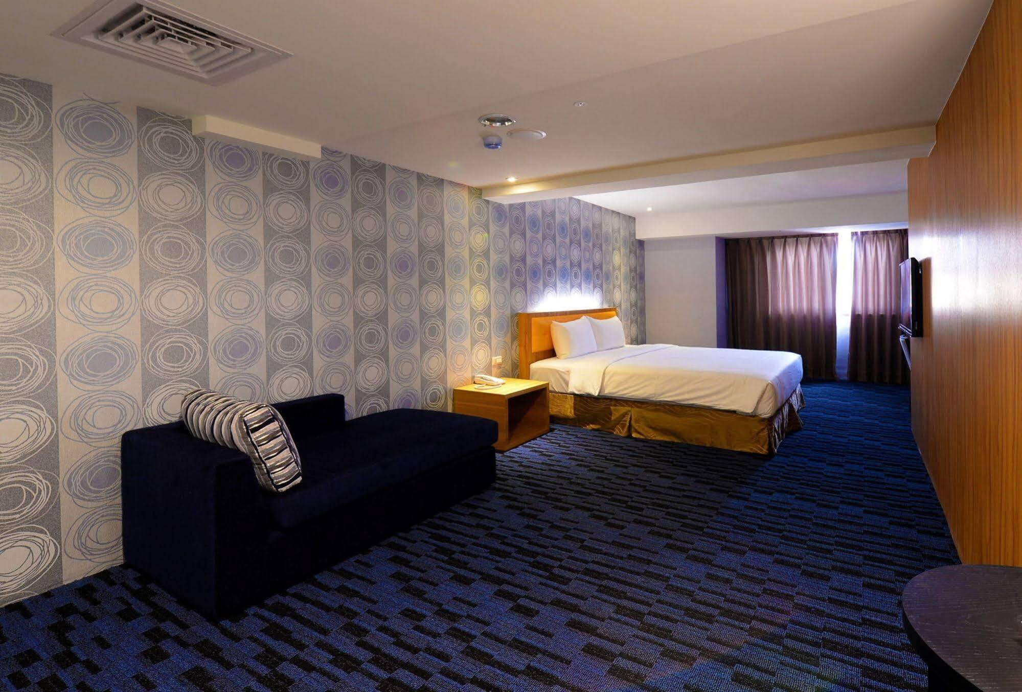 Bamboo Hotel Kaohsiung Eksteriør billede